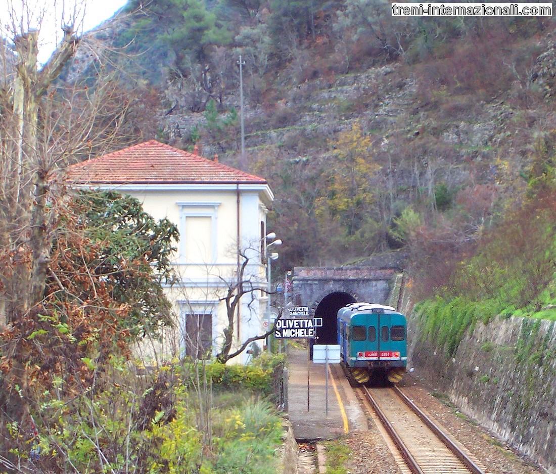 Treno Ventimiglia - Cuneo a Olivetta San Michele