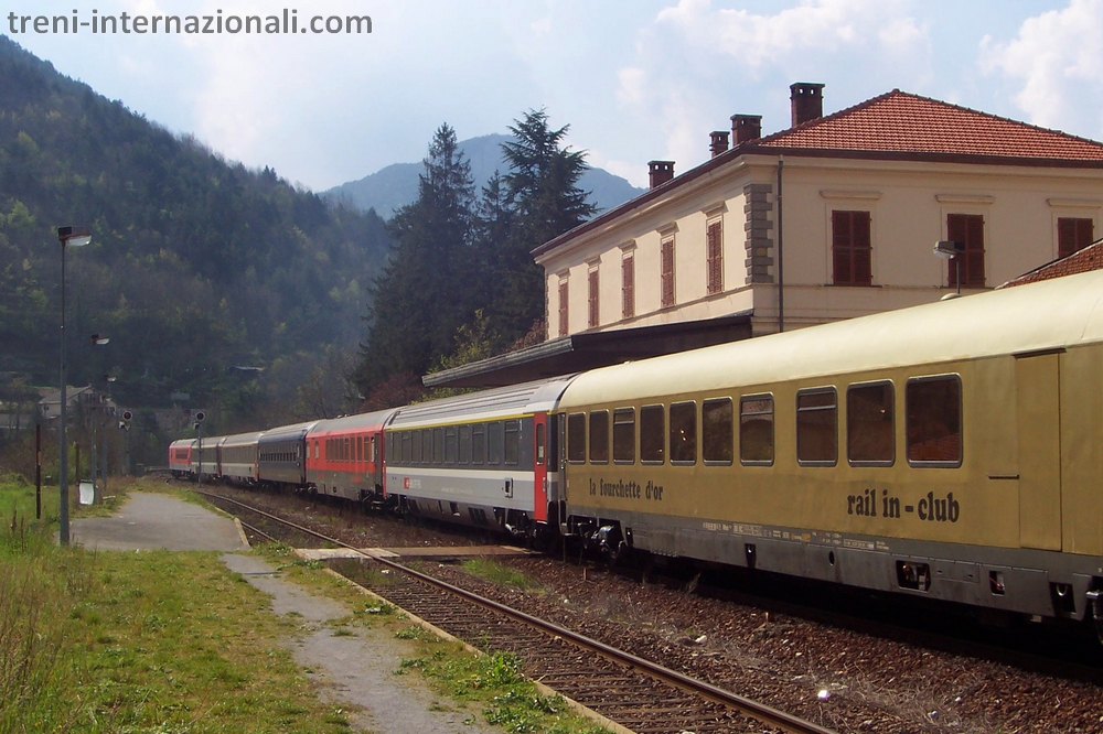 Treno speciale "Tenda Express" Ventimiglia - Berna a Tenda