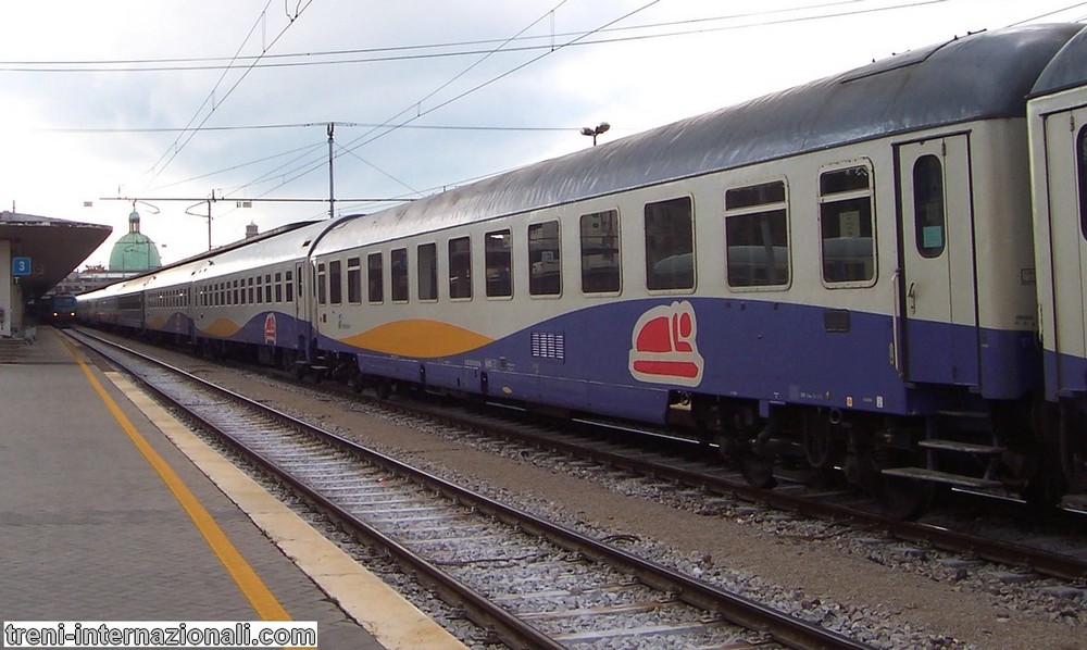 Treno EuroNight "Stendhal" da Parigi arriva a Venezia