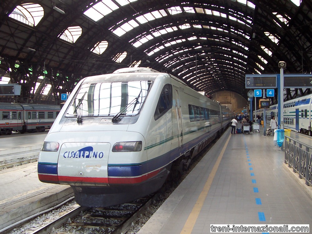 Treno Cisalpino da Basilea arrivato a Milano