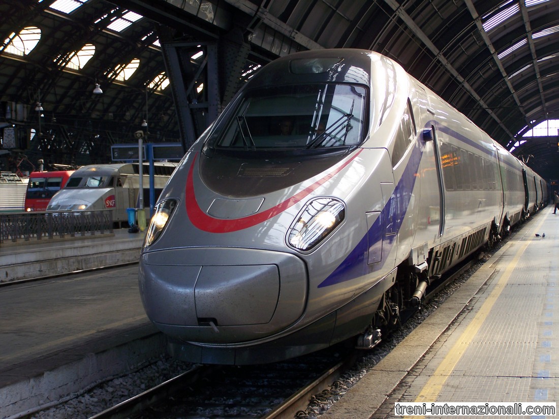 Treno Cisalpino per Ginevra a Milano