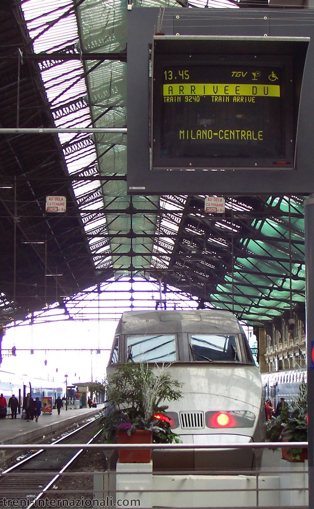 Treno EuroCity "Caravaggio" da Milano arrivato a Parigi