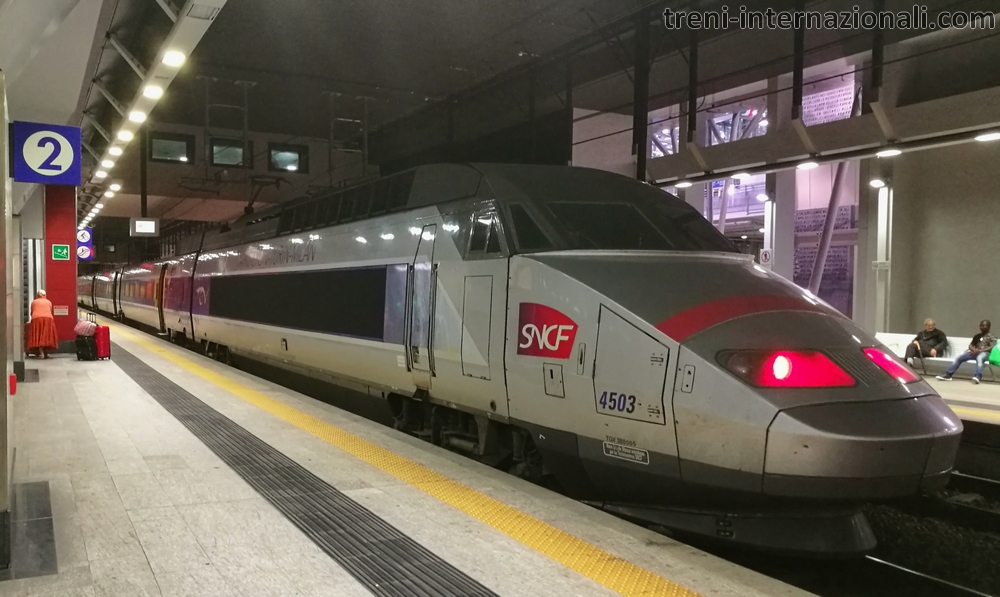 Treno EuroCity TGV Parigi - Milano a Torino