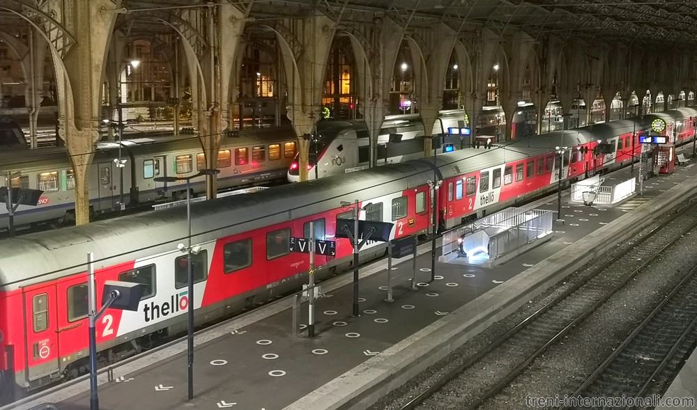 L'EuroCity 147 di Thello per Milano Centrale in partenza dalla stazione di Nizza